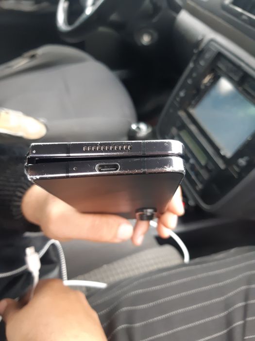 Vând Samsung Z fold 4