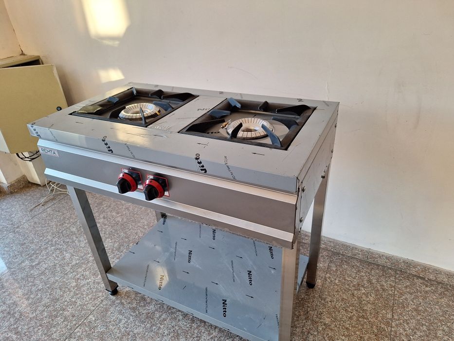 Котлон газов професионален с крака и долен плот защита- СЕ