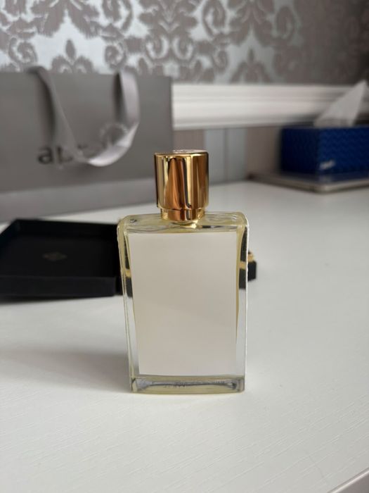 Продам духи Kilian Her Majesty