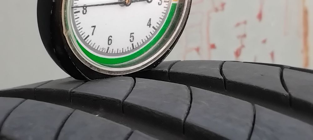 Гуми 205 60 16 Мишелин Michelin
2 броя. Нов внос. Не са нови! Цената е