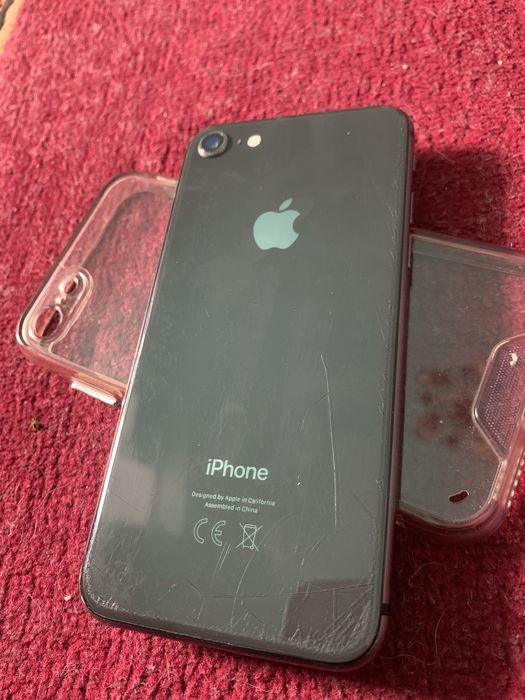 Iphone 8 64 gb.