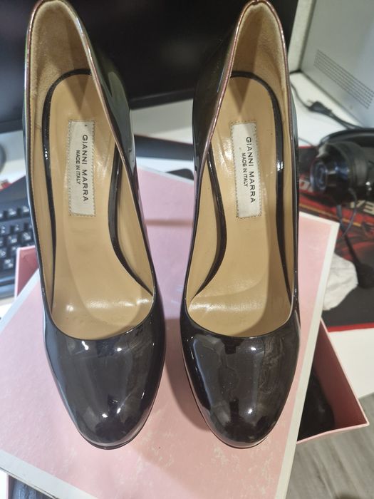 Туфли вечерние лакированные производства Италия