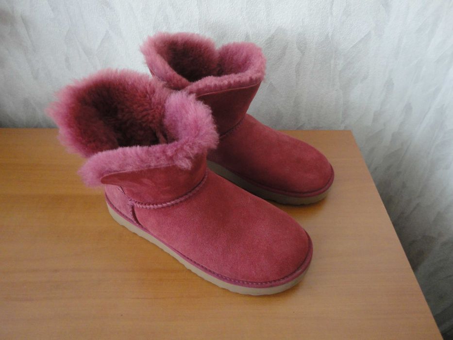 N37 UGG Classic Mini/оригинални дамски боти