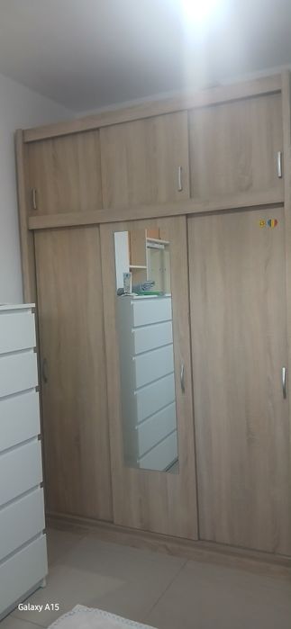 Vand dulap pt,haine 650 negociabil.           .