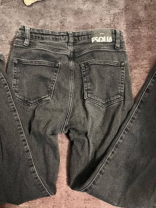 Черни нови дънки