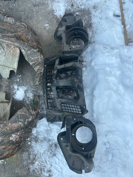 Пластик на Ямаха грызли 700