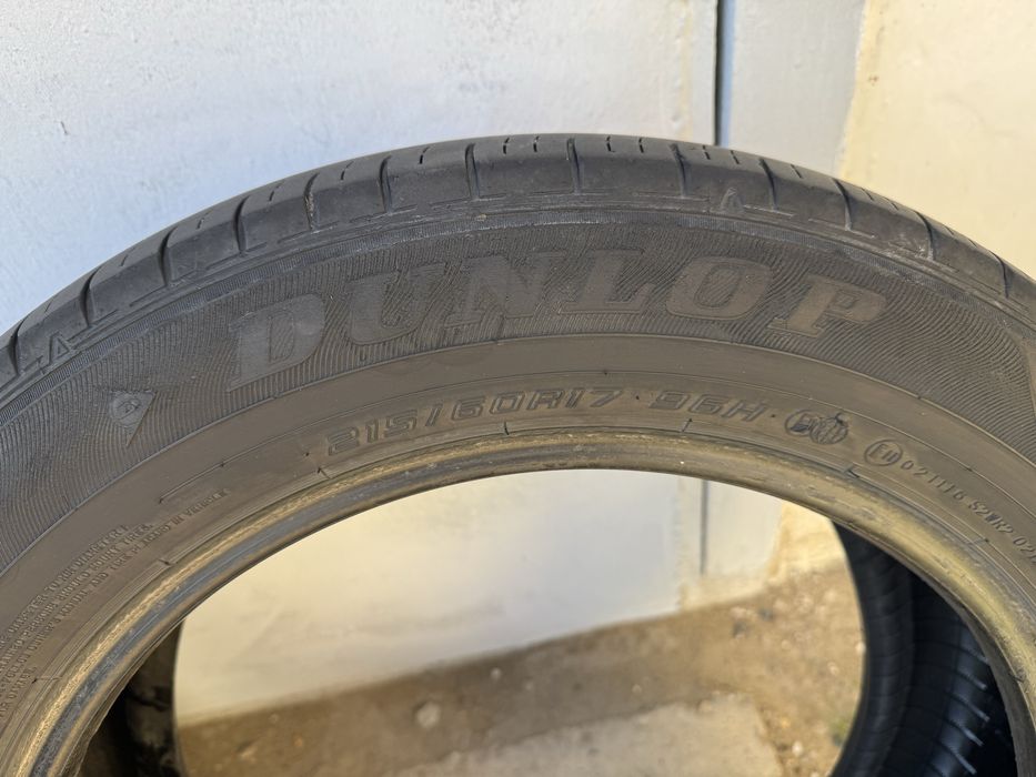 Продам шины 215/60/R17