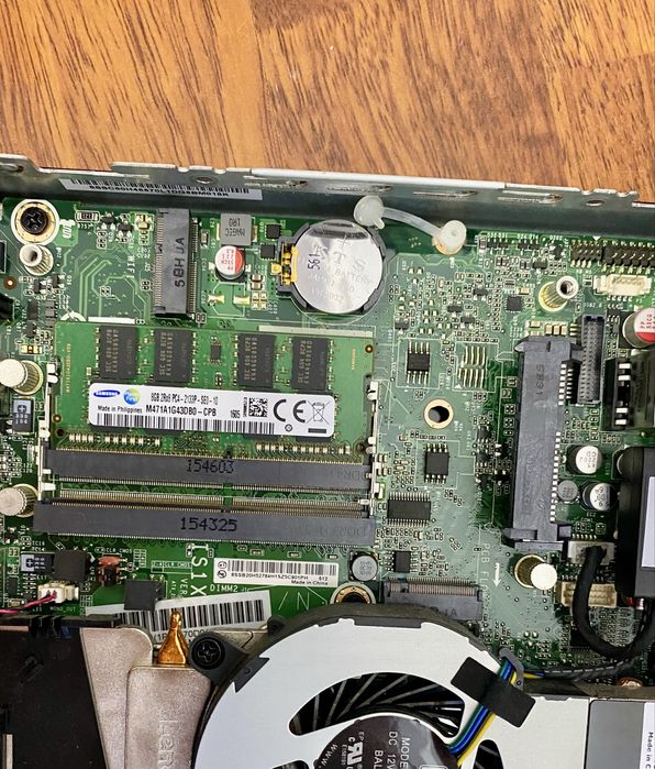 Lenovo ThinkCentre M700 Tiny – i5 / 8GB RAM DDR4