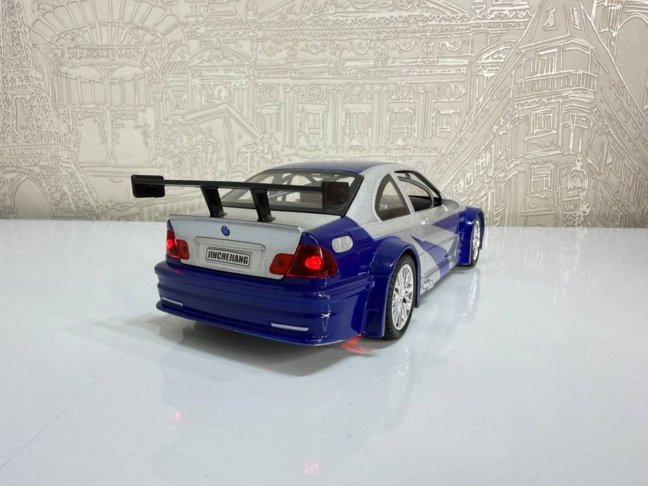 Bmw M3 GTR 1.24! Металлическая модель со светом и звуком