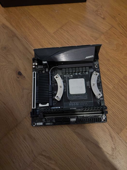 combo gigabyte b550i aorus pro ax ryzen 5900x 32gb ram