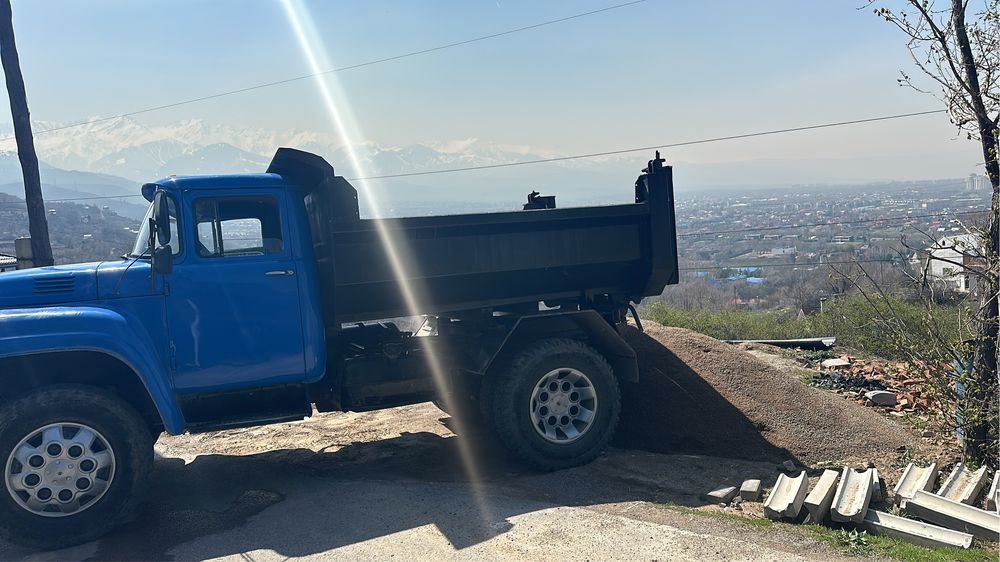 Доставка зил   отсев 32000 сникерс 37000  щебень