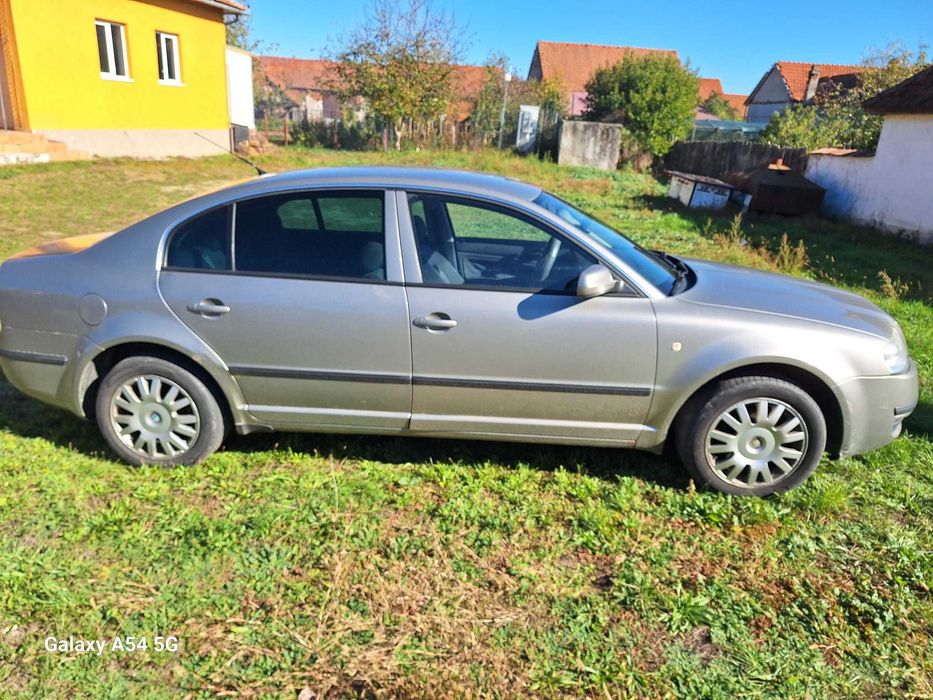 Unic propietar,vand SKODA SUPERB din 2006.