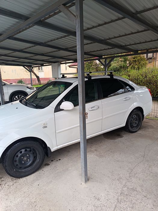 Шевроле лассети 1,8