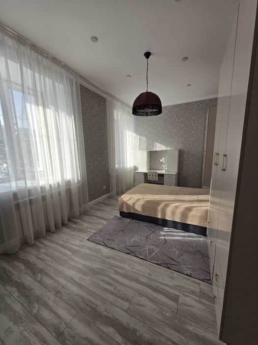 4 ком Горпарк,обл. Акима, 2 уровня, 400+