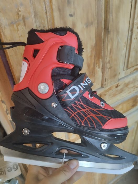 Продам коньки детские