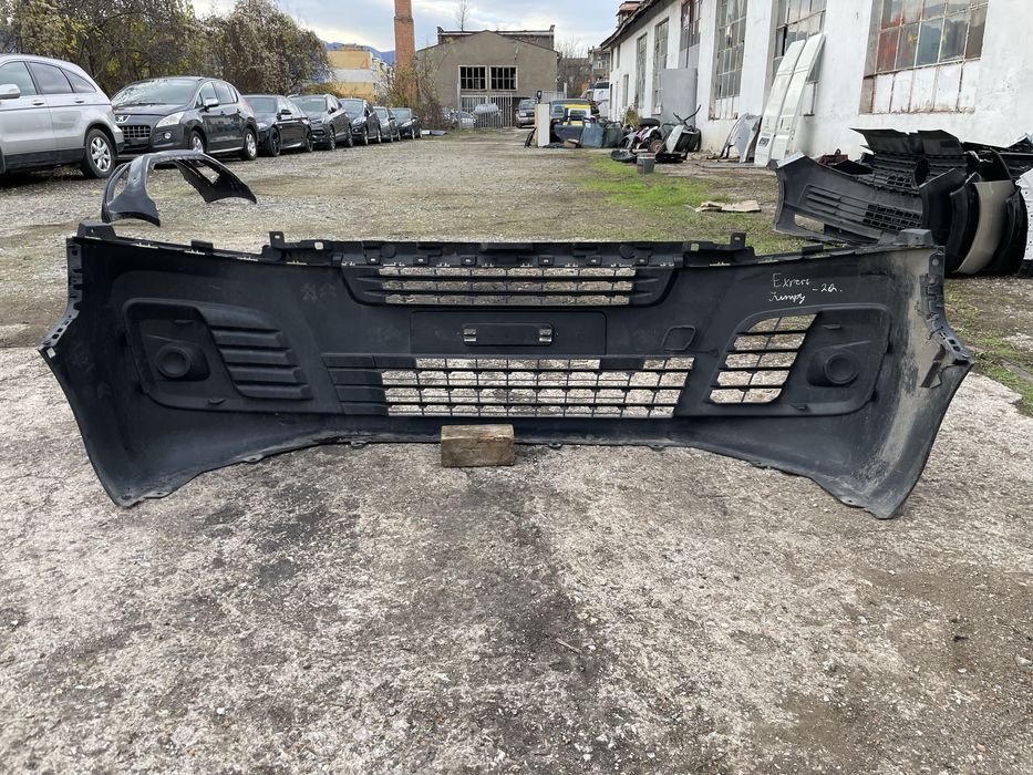 Предна броня за Пежо Експерт Peugeot Expert Citroen Jumpy 2016 3бр