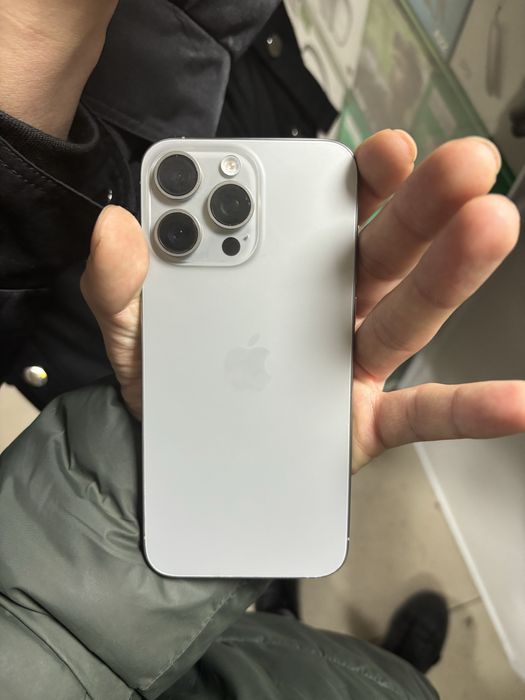 Продам айфон 15 pro max
