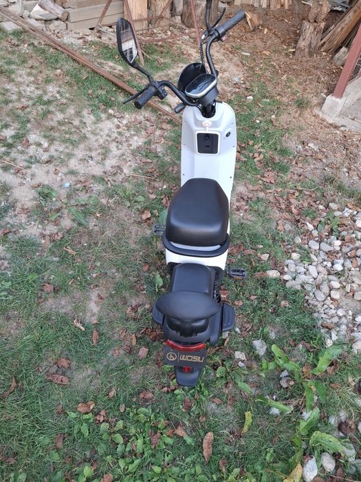 Scuter electric M12