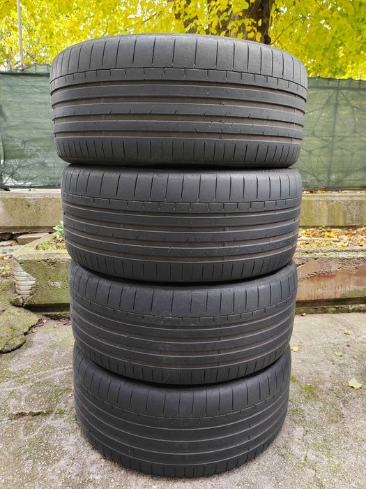 285/40/22 4бр.Continental Летни гуми