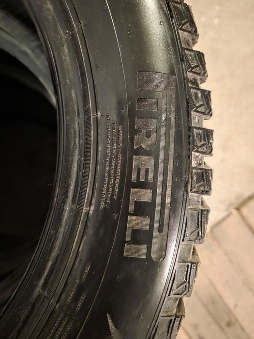 Продам шины PIRELLI