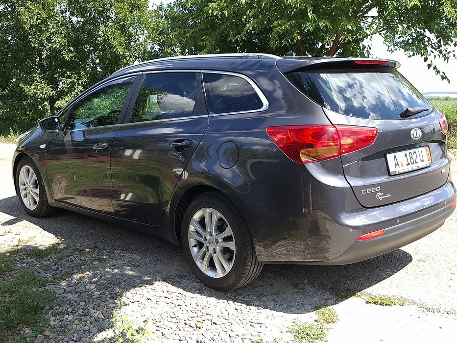 Kia Ceed 1,6 crdi 131cp 2013
