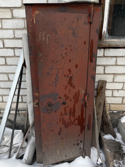 Продам сейф