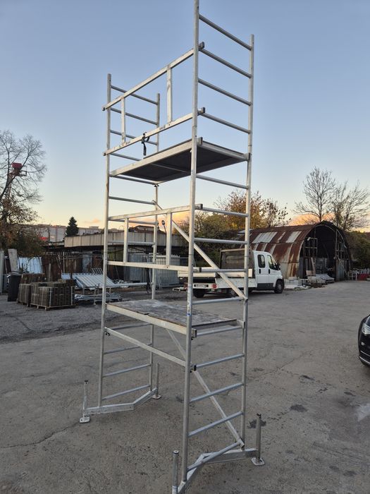 Мобилно скеле под наем !