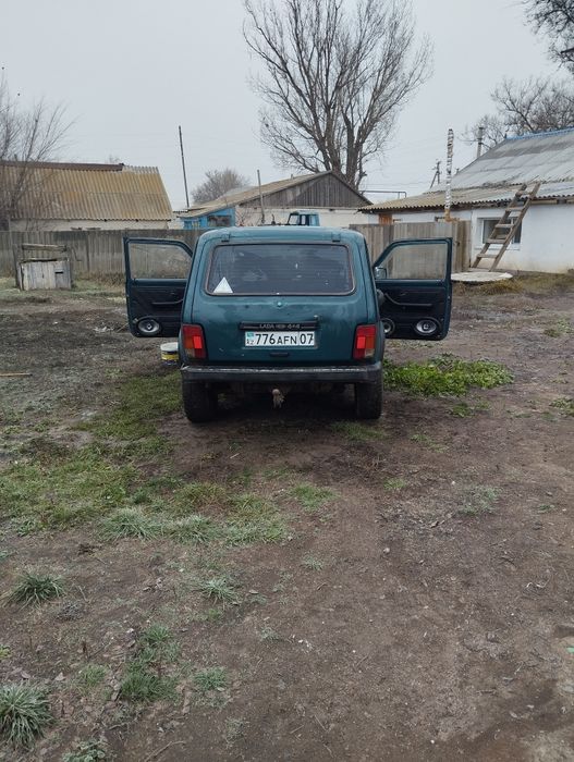 Продам ниву трёх дверка