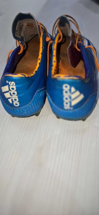 Футболни обувки Adidas F30