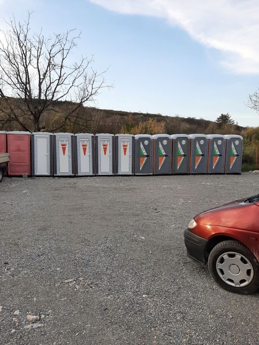 Мобилни и хим.тоалетни душ кабини