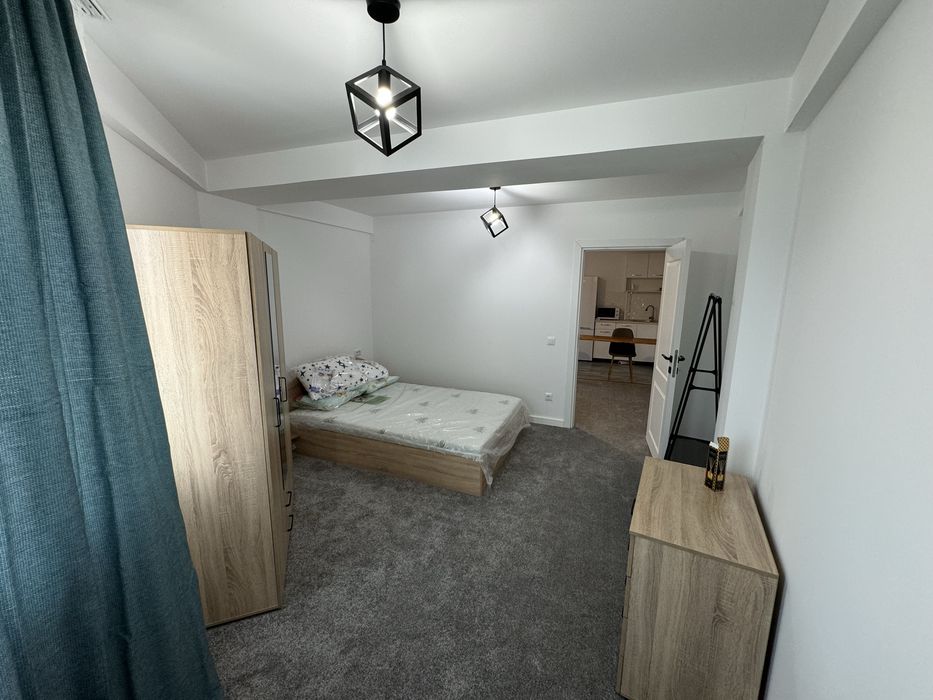 Disponibil pentru inchiriat apartament in centru, zona Piata Mare, centrala proprie, AC