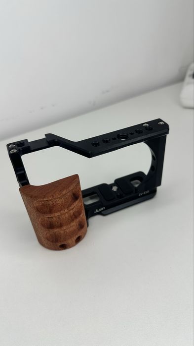 Camera Sony ZV-E 10 | Ronin RS3 mini