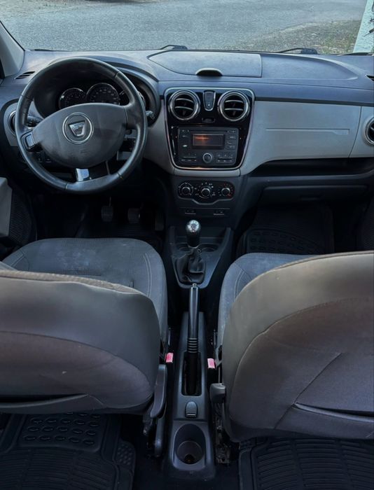 Dacia Lodgy/ 1.2 benzina/ 7 locuri/ 2013