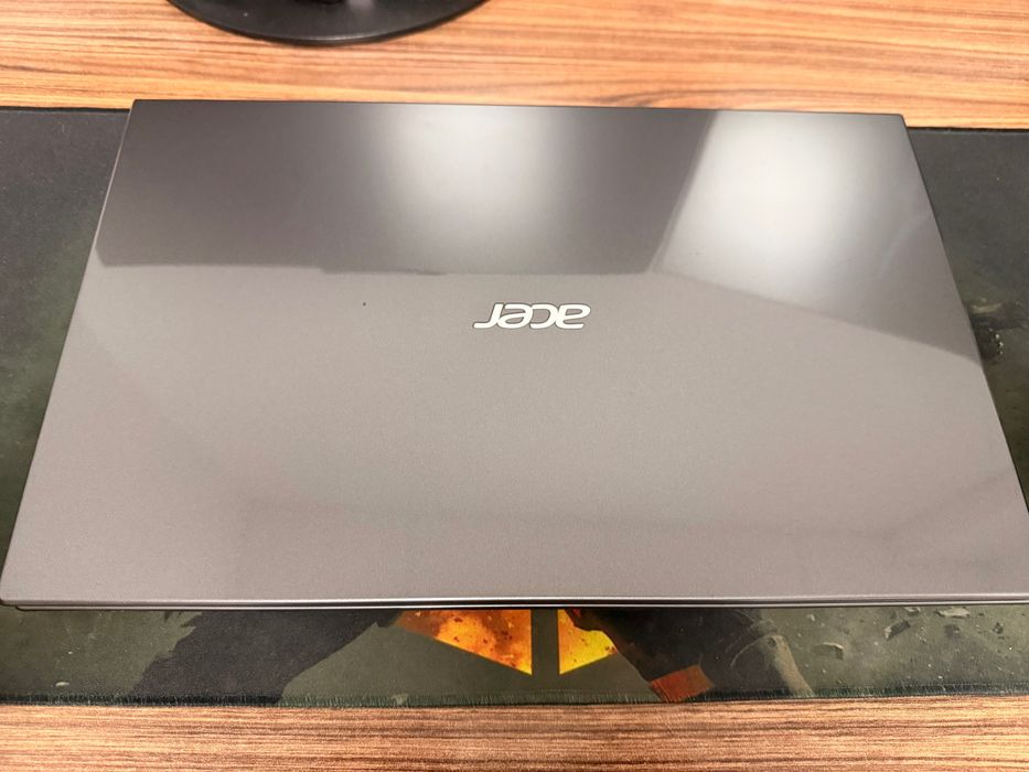 Лаптоп Acer Aspire SSD Win 10
