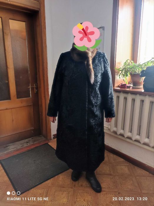 Шуба женская каракульча
