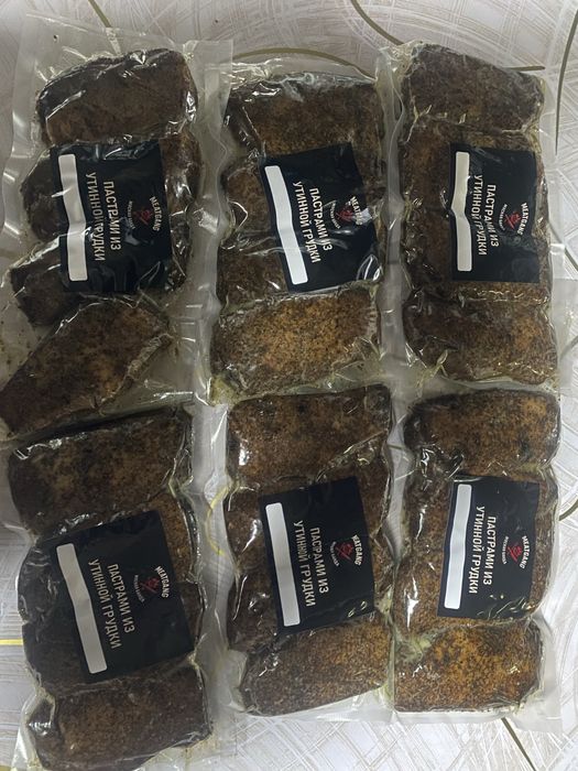 Утинная грудка копченная ПАСТРАМИ