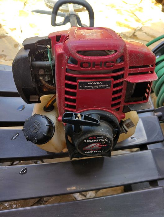 Професионален четиритактов тример Хонда UMK 435 E