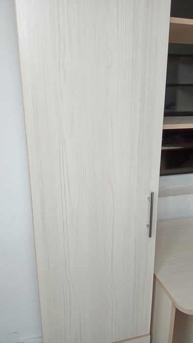 Жаксы жағдайда мебельдер