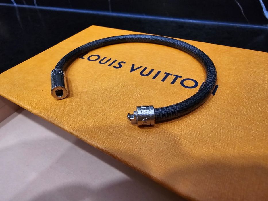 Продам браслет Louis Vuitton (оригинал)