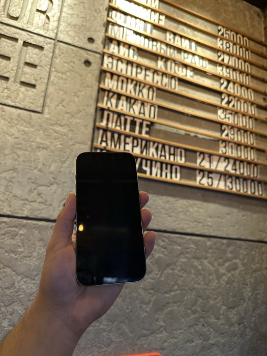 Продается iPhone 14 Pro gold