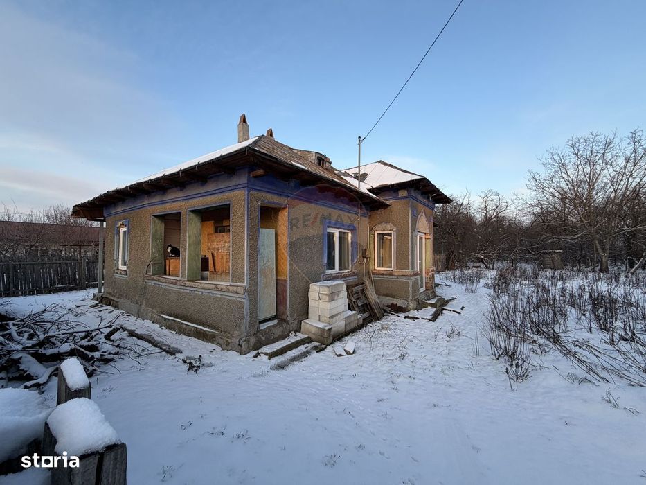 Casă cu teren generos de 1.179 mp, Fierbinți, Târg