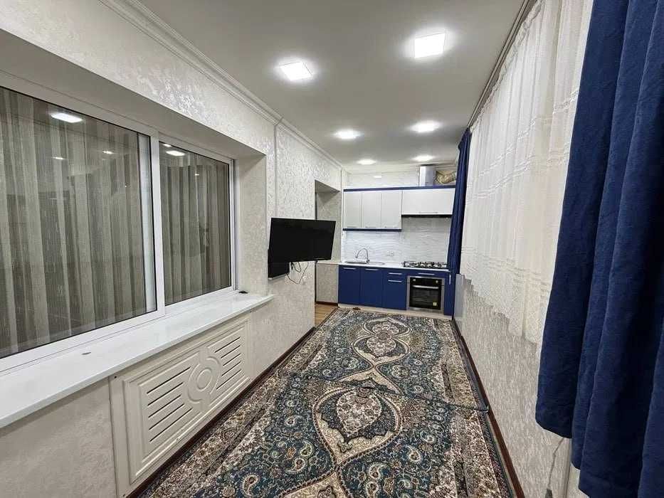 Аренда квартира Метро Мирзо-Улугбек 3-комнат р-н Чиланзар-8 кв