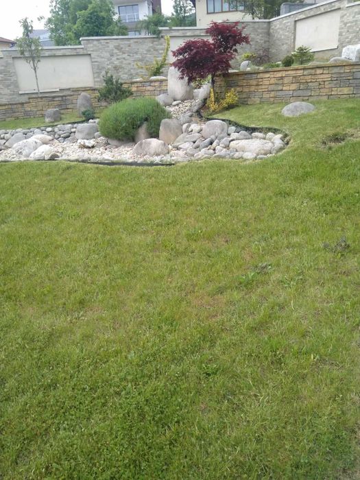 Косене, поддръжка, чистене на дворове и градини