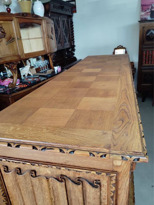 Бюфет в ренесансов стил