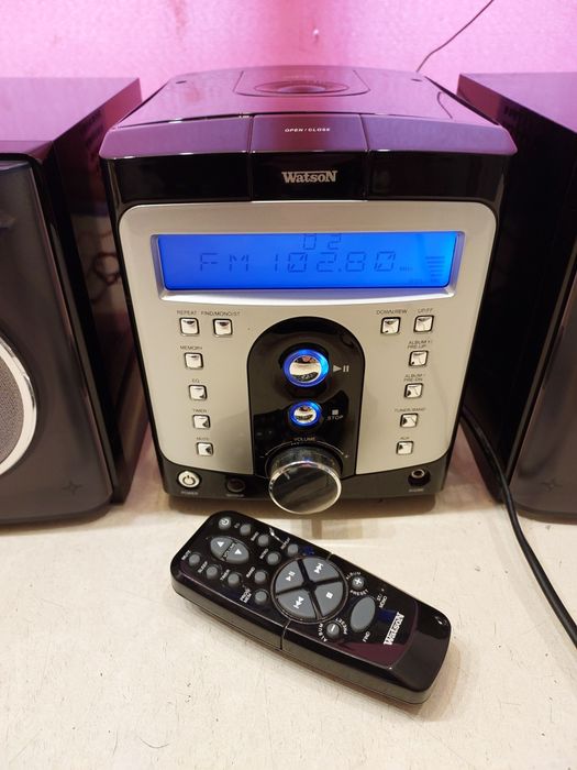 Sistem audio Watson. Tuner AM/FM, AUX, telecomandă.