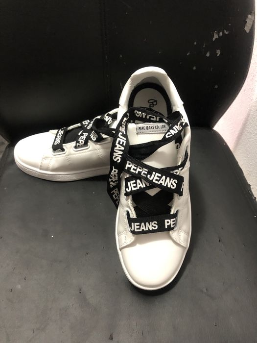 Adidasi pepe jeans mocasini zara Levis