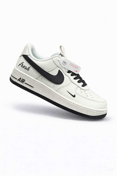 Кроссовки Nike Air Force 1 Low, размеры от 36 до 45.