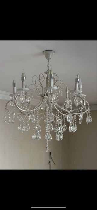 Люстра продается