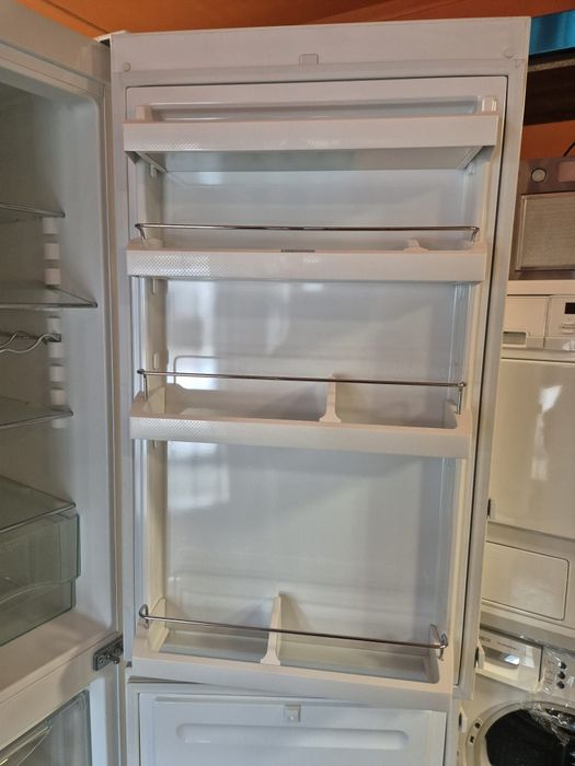 Хладилник с фризер Либхер 200/60/60 гаранция 24м