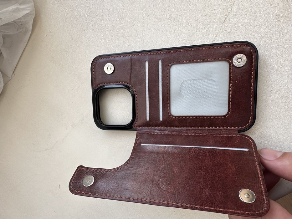 Чехол на айфон 13про